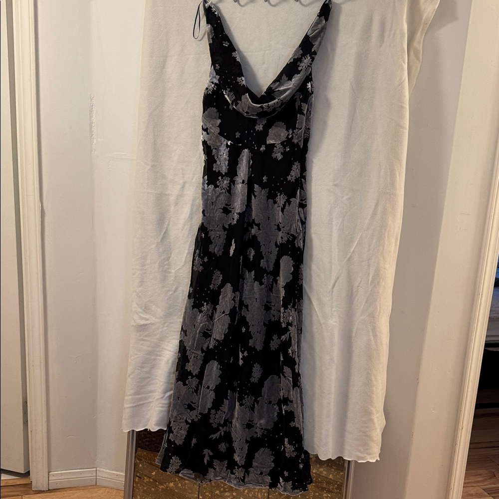 NWT Zara Black and Gray Floral Dress - Picture 2 of 7